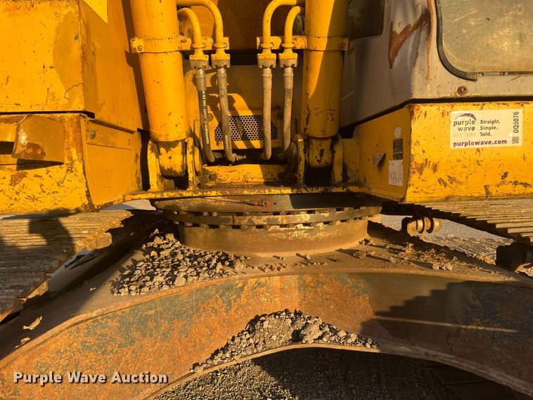 image for item DQ5076 2006 Komatsu PC228USLC-3N0  excavator