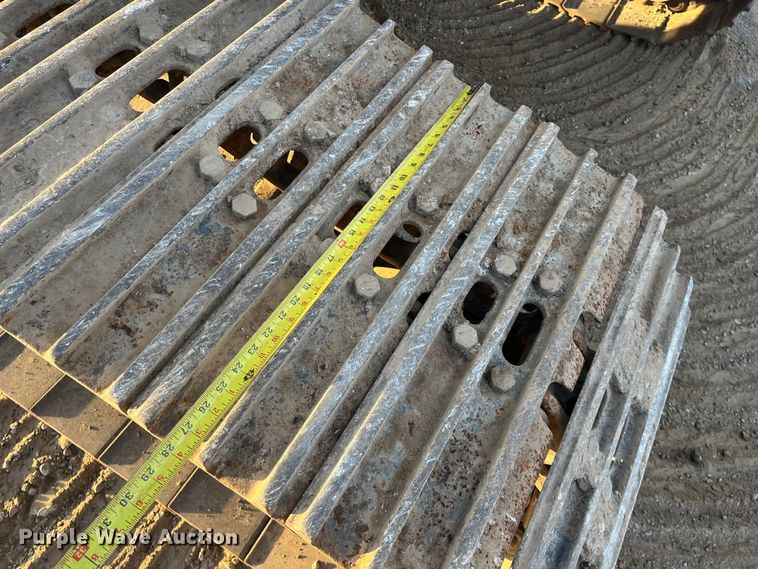 image for item DQ5076 2006 Komatsu PC228USLC-3N0  excavator