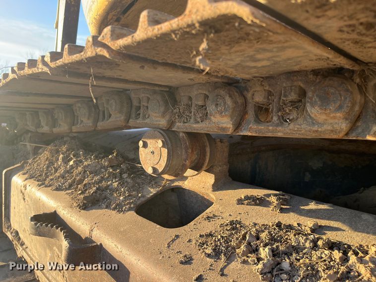 image for item DQ5076 2006 Komatsu PC228USLC-3N0  excavator