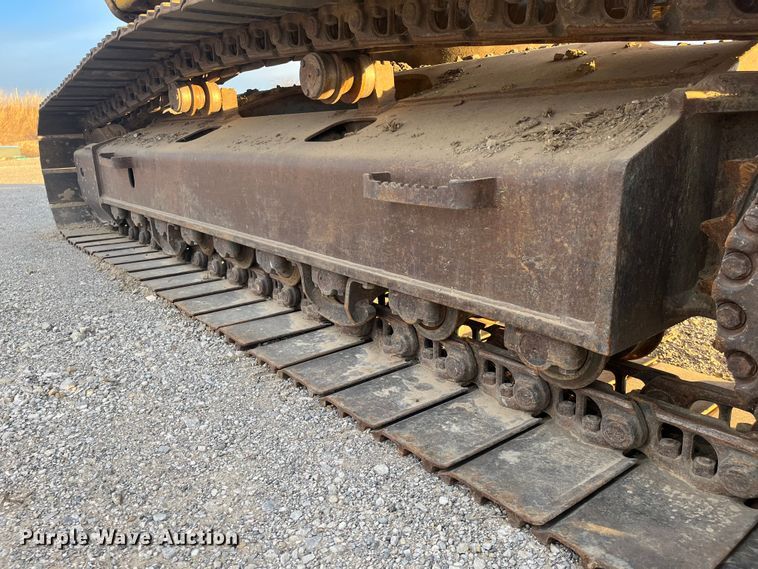 image for item DQ5076 2006 Komatsu PC228USLC-3N0  excavator