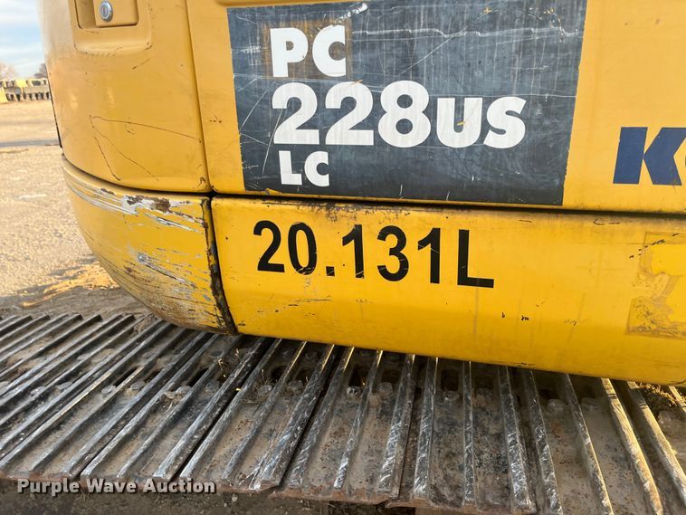 image for item DQ5076 2006 Komatsu PC228USLC-3N0  excavator