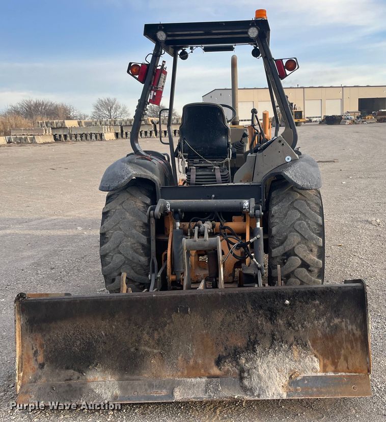 image for item DQ5077 2008 Case 570MXT  landscape tractor