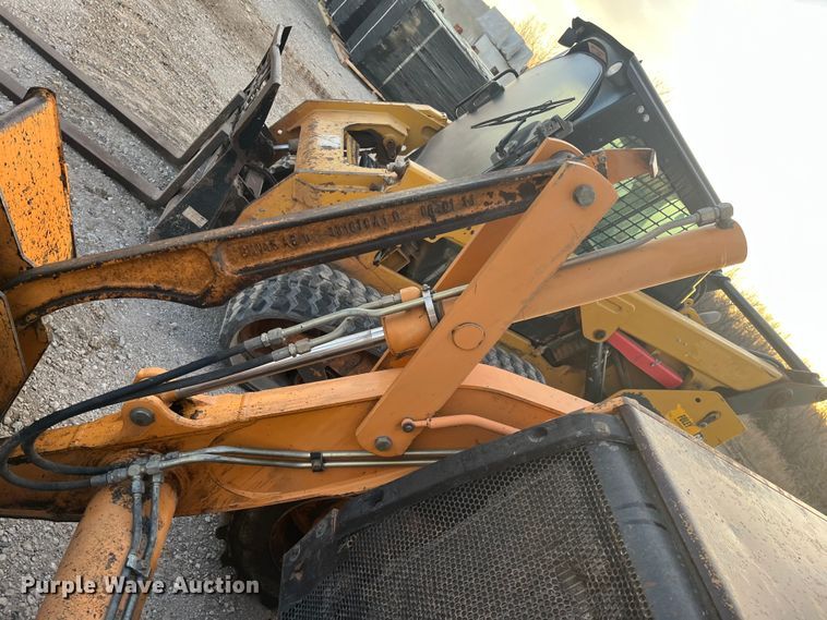 image for item DQ5077 2008 Case 570MXT  landscape tractor