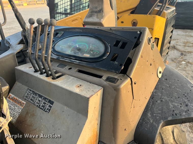 image for item DQ5077 2008 Case 570MXT  landscape tractor