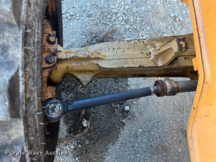 image for item DQ5077 2008 Case 570MXT  landscape tractor