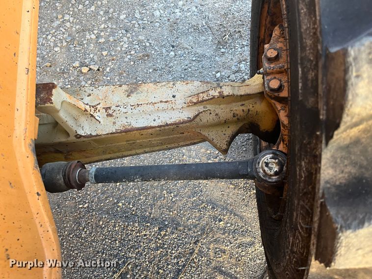 image for item DQ5077 2008 Case 570MXT  landscape tractor