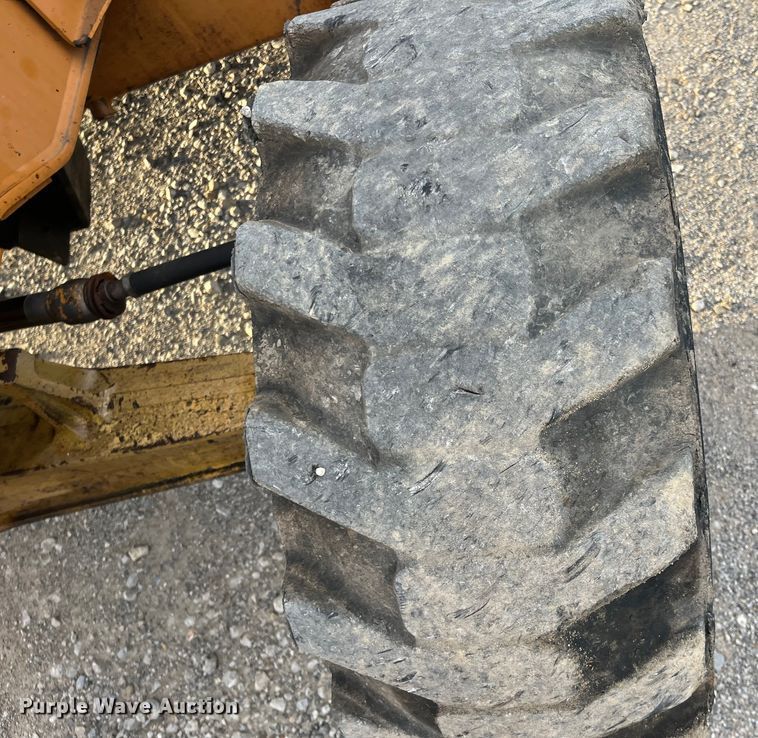 image for item DQ5077 2008 Case 570MXT  landscape tractor