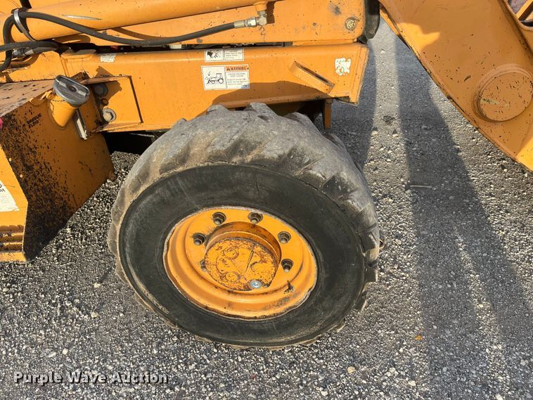 image for item DQ5077 2008 Case 570MXT  landscape tractor