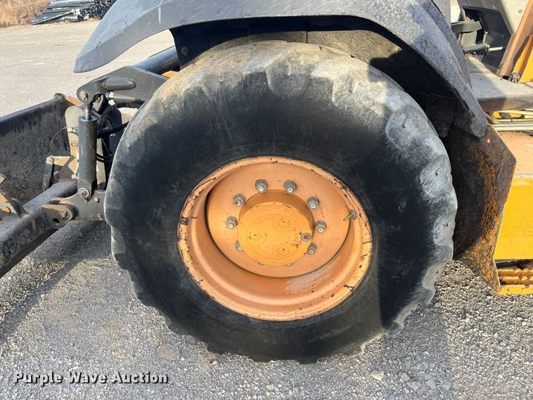 image for item DQ5077 2008 Case 570MXT  landscape tractor