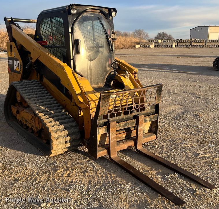 image for item DQ5078 2015 Caterpillar 289D  tracked skid steer loader