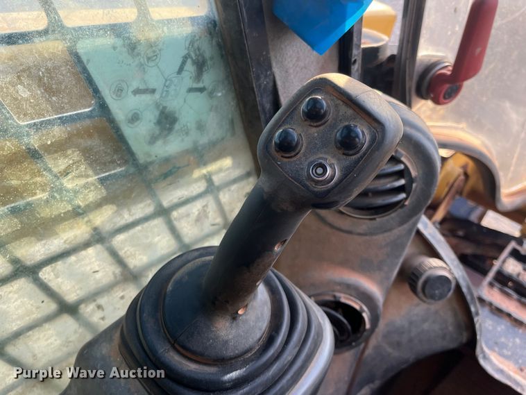 image for item DQ5078 2015 Caterpillar 289D  tracked skid steer loader