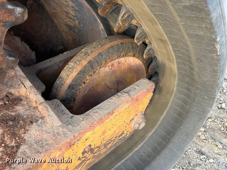 image for item DQ5078 2015 Caterpillar 289D  tracked skid steer loader