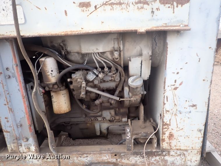 image for item DQ5079 Lincoln SAE-350  welder