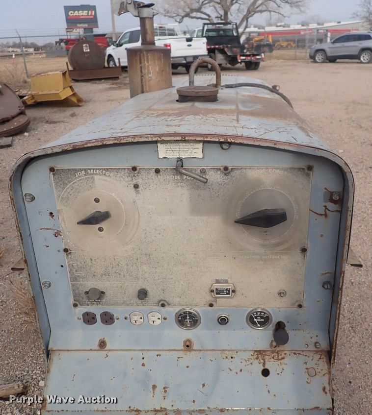 image for item DQ5079 Lincoln SAE-350  welder