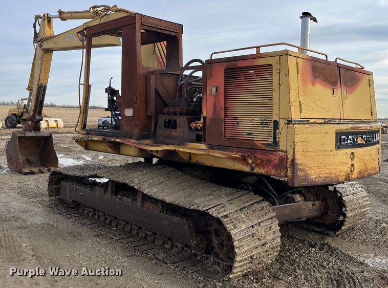 image for item DQ5113 1984 Caterpillar 225  excavator