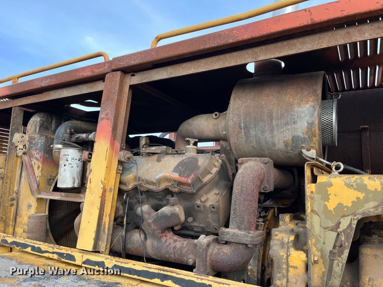 image for item DQ5113 1984 Caterpillar 225  excavator