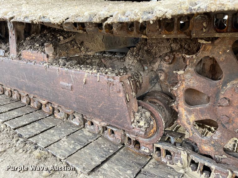 image for item DQ5113 1984 Caterpillar 225  excavator