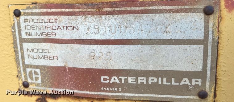 image for item DQ5113 1984 Caterpillar 225  excavator