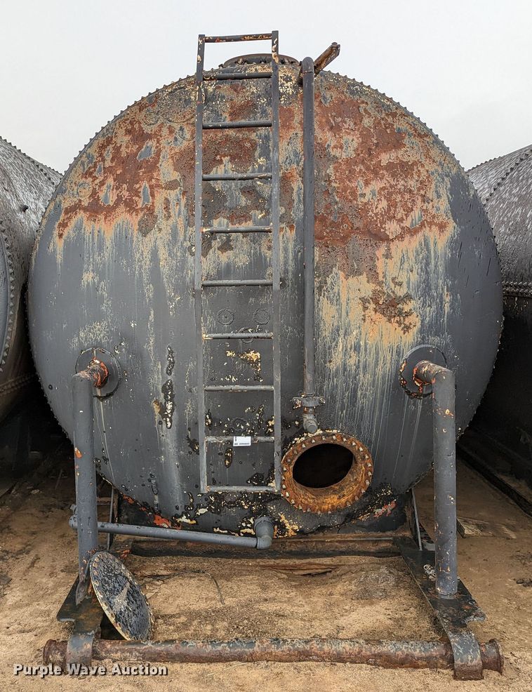 image for item DR6803 Frac tank