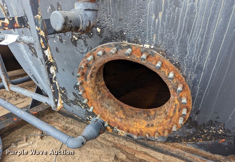 image for item DR6803 Frac tank