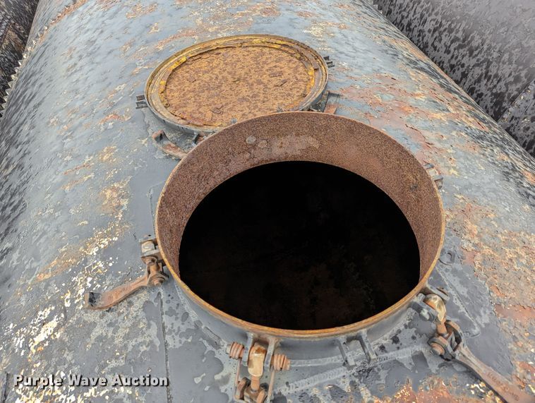 image for item DR6803 Frac tank