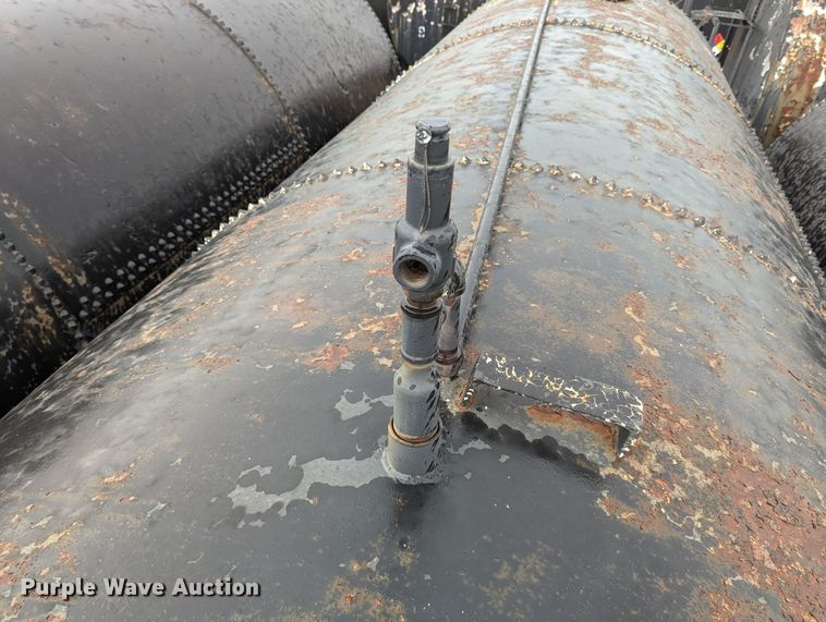 image for item DR6803 Frac tank
