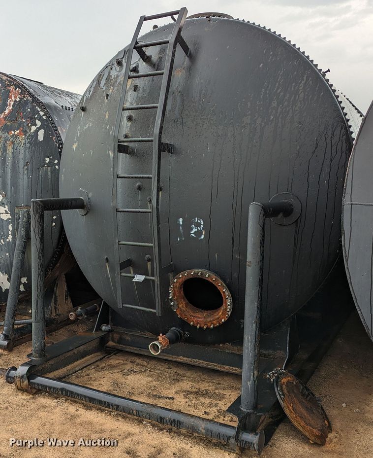 image for item DR6804 Frac tank
