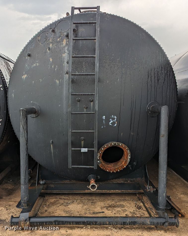 image for item DR6804 Frac tank