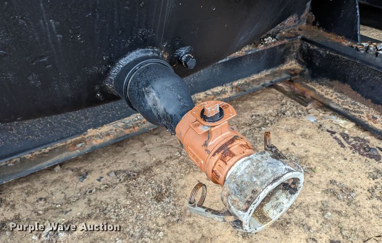 image for item DR6804 Frac tank