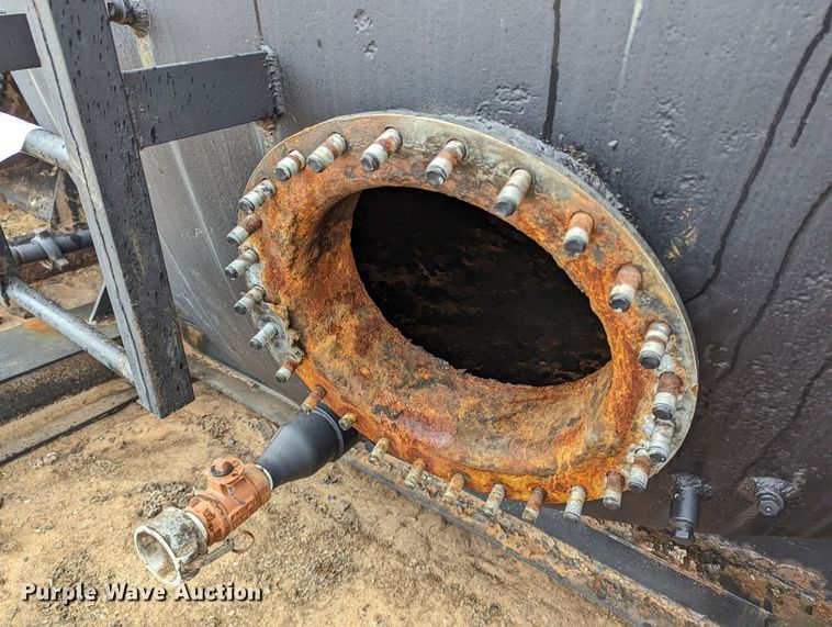 image for item DR6804 Frac tank