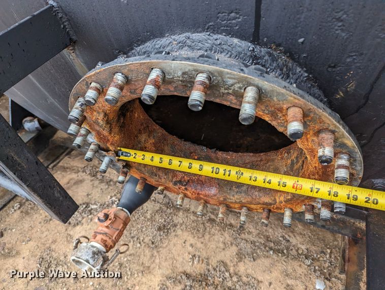 image for item DR6804 Frac tank