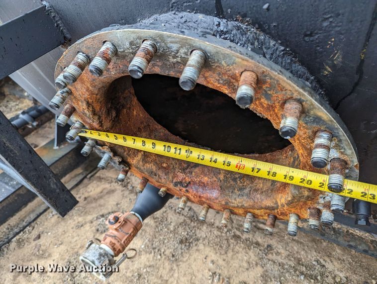 image for item DR6804 Frac tank