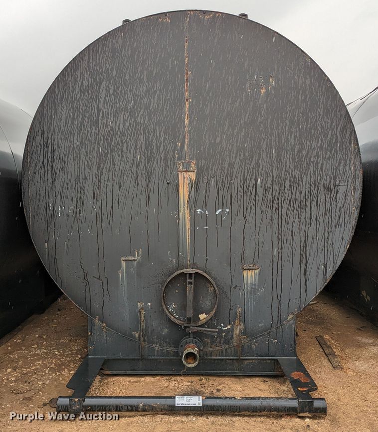 image for item DR6805 Frac tank