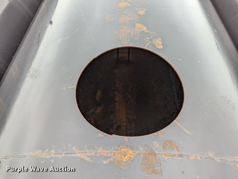 image for item DR6805 Frac tank