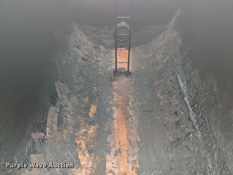 image for item DR6805 Frac tank