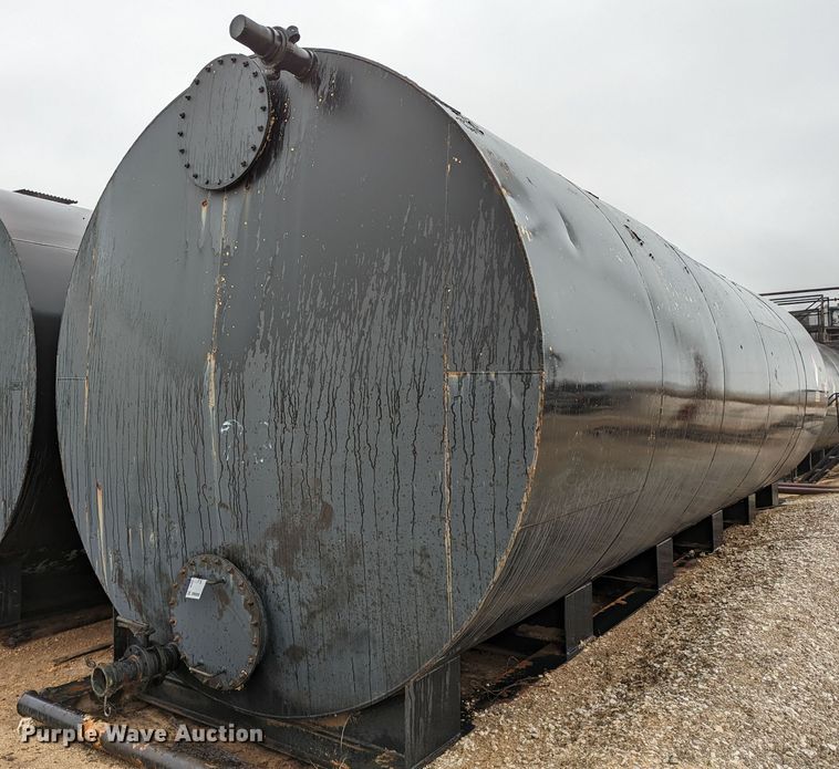 image for item DR6806 Frac tank