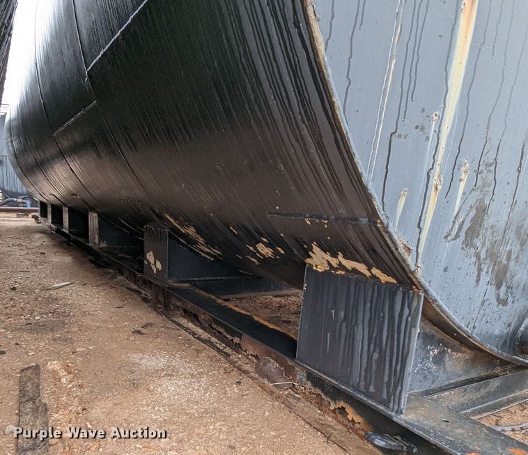 image for item DR6806 Frac tank