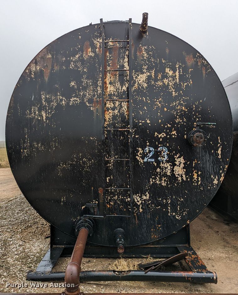 image for item DR6806 Frac tank