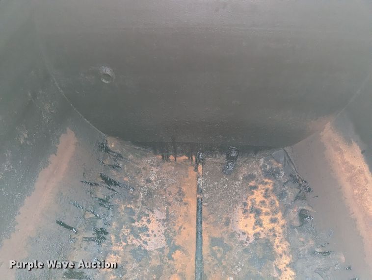 image for item DR6806 Frac tank