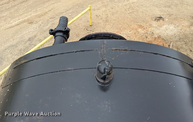 image for item DR6806 Frac tank