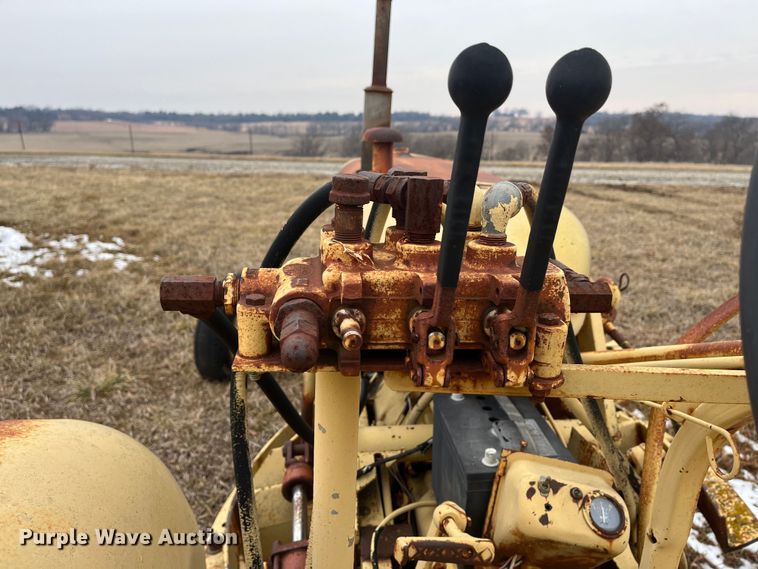 image for item DR7436 Allis Chalmers  rigid frame motor grader