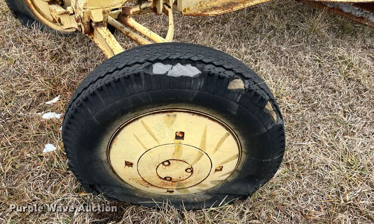 image for item DR7436 Allis Chalmers  rigid frame motor grader