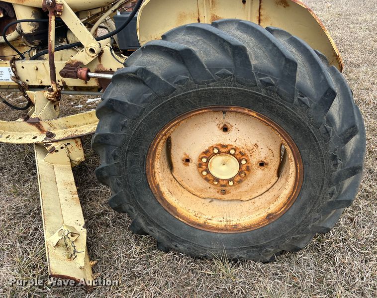 image for item DR7436 Allis Chalmers  rigid frame motor grader