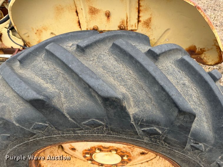 image for item DR7436 Allis Chalmers  rigid frame motor grader