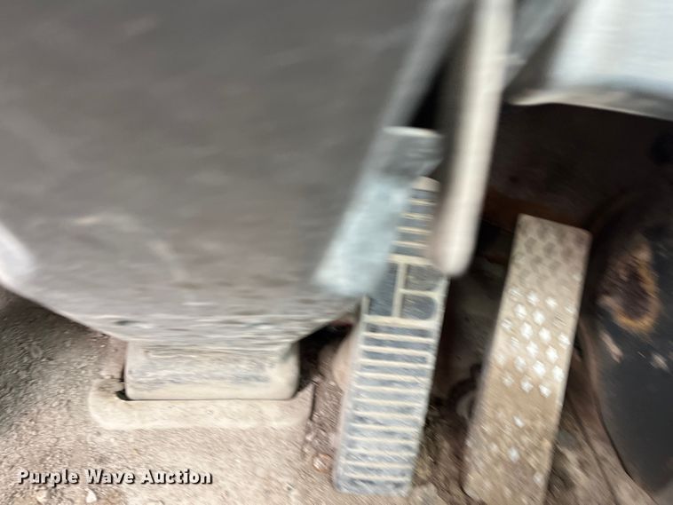 image for item DR7445 2002 Komatsu WA180-3MC  wheel loader