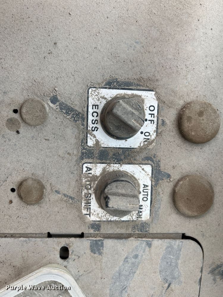 image for item DR7445 2002 Komatsu WA180-3MC  wheel loader