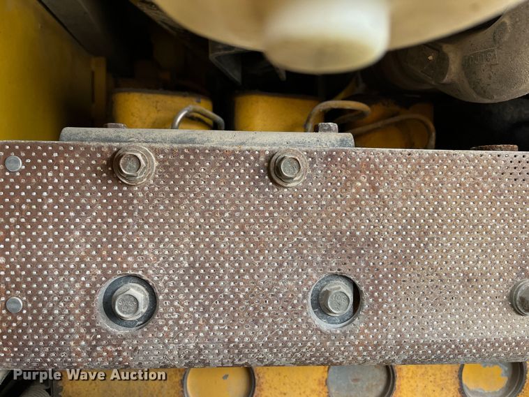 image for item DR7445 2002 Komatsu WA180-3MC  wheel loader