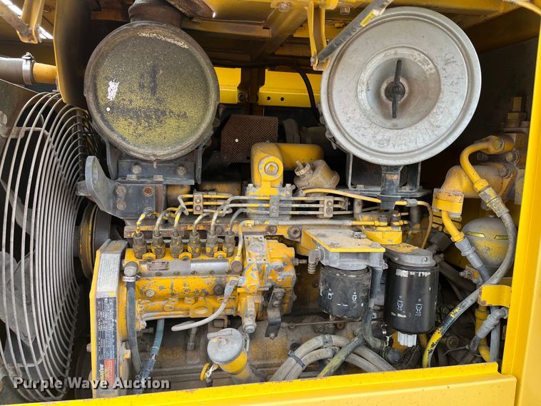 image for item DR7445 2002 Komatsu WA180-3MC  wheel loader