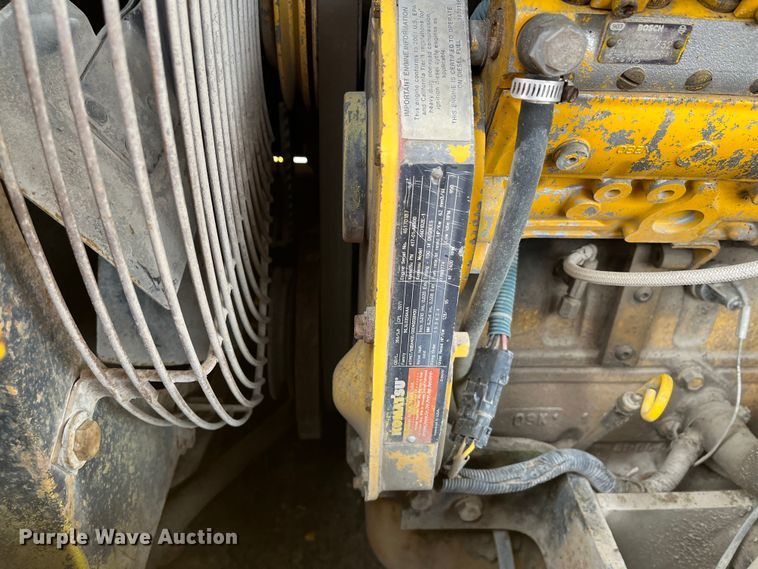 image for item DR7445 2002 Komatsu WA180-3MC  wheel loader