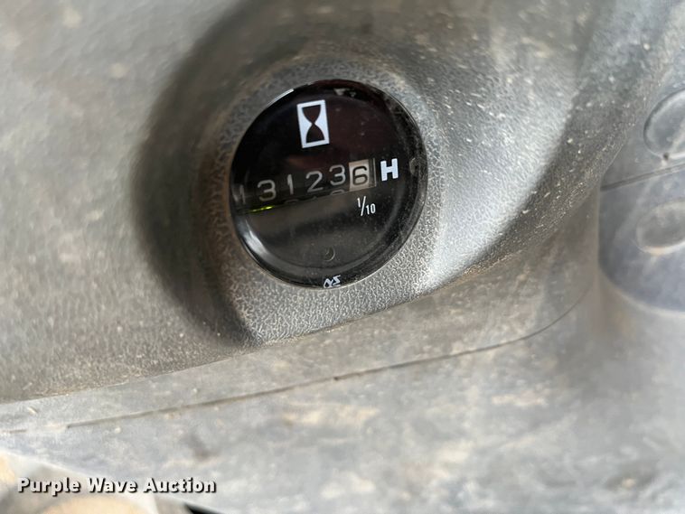 image for item DR7446 2000 John Deere 330LC  excavator